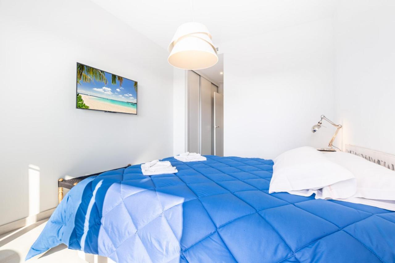 Sunset Waves Deluxe Apartments Poniente Beach Resort Benidorm Bagian luar foto