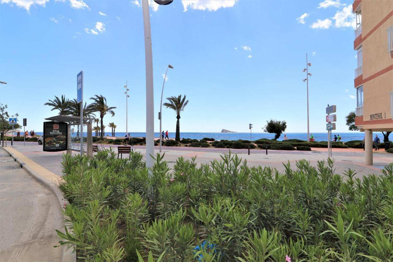 Sunset Waves Deluxe Apartments Poniente Beach Resort Benidorm Bagian luar foto